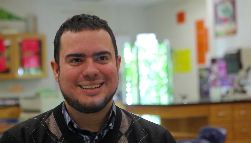 STEM Experts in the Classroom: 3 Questions with Woodrow Wilson Teaching Fellow Derikson Rivera