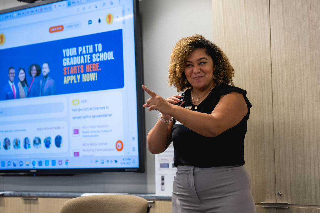 Yolanda Martí facilitating a discussion about graduate school during Leadership Brainery's annual Graduate School Summit in 2022.