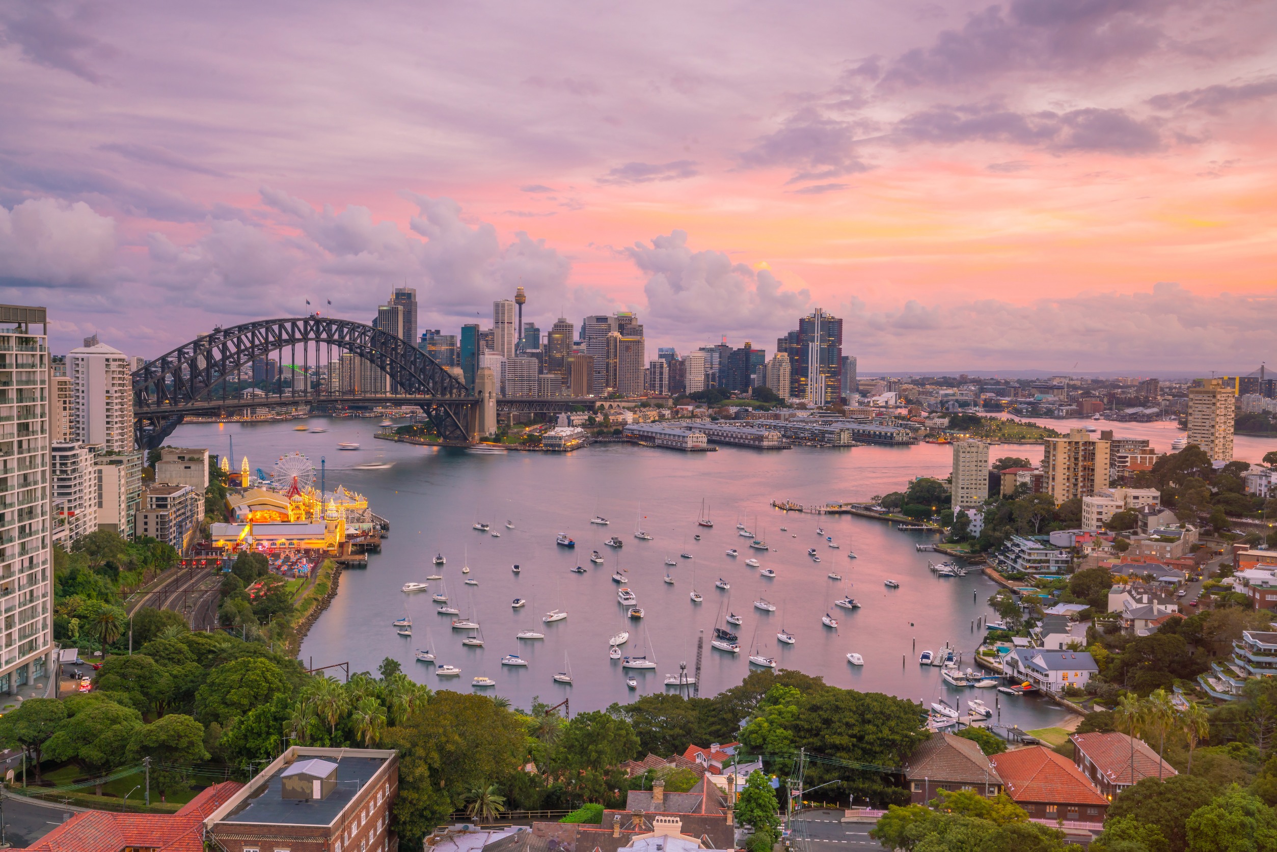 Sustainability Fellowships for Professionals and Scholars can allow you to pursue research in places like Sydney, Australia.